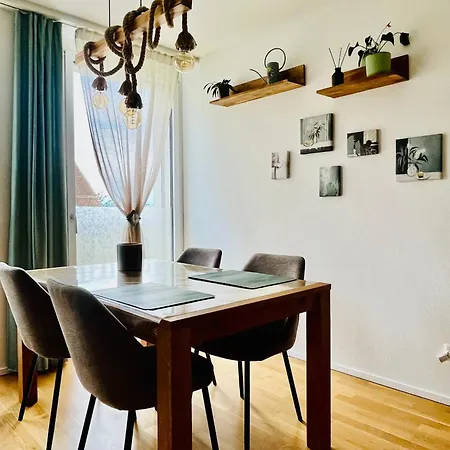 Modern 1-bedroom Retreat Daire Lozan